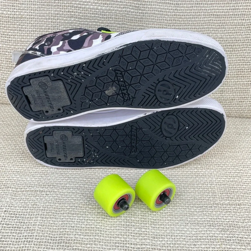 Heelys‎ Pro 20 Prints Camo Skate Shoes Kids Youth 2 Green Purple HE100981 Wheels
